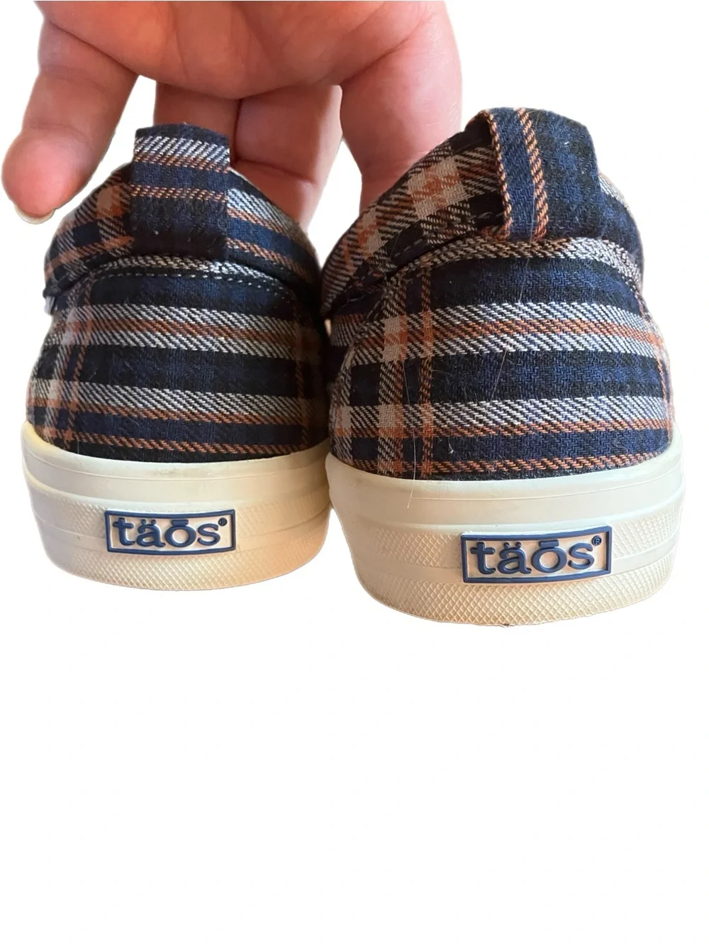 Taos Slip On Sneakers Rubber Sole Women Plaid Navy Brown Canvas Size 10
